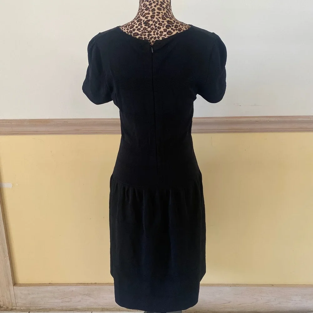 J.McLaughlin Black Knit Fit Flare‎ Dress Short Sleeve Knee Length Size M